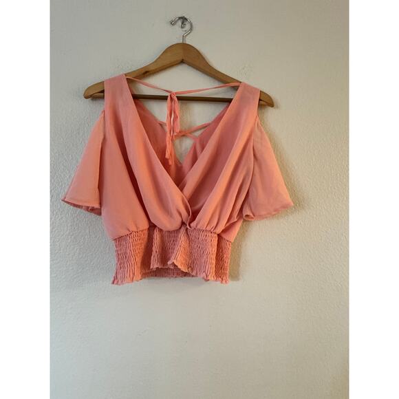 Papaya Criss Cross Cold Shoulder Smocked Blouse Size M Peach Flutter Sleeve - Picture 3 of 7